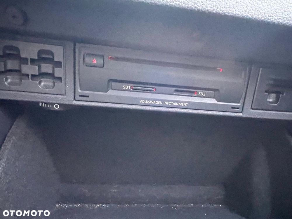 Volkswagen Golf 1.6 TDI DPF Comfortline - 17
