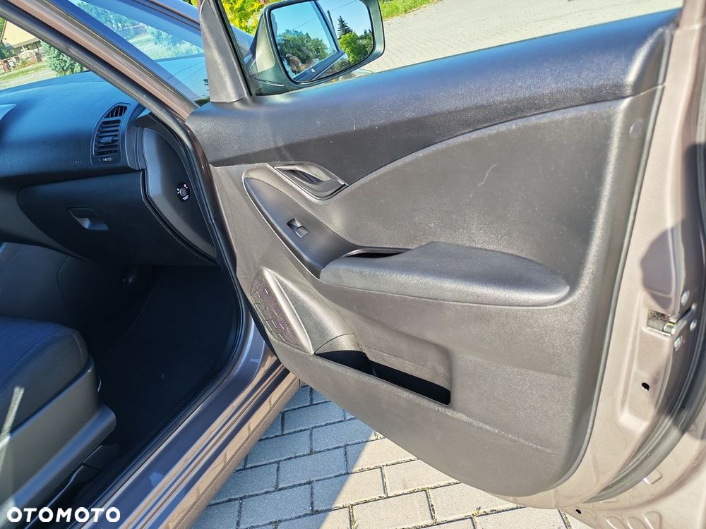 Hyundai ix20 1.4 blue Comfort - 14