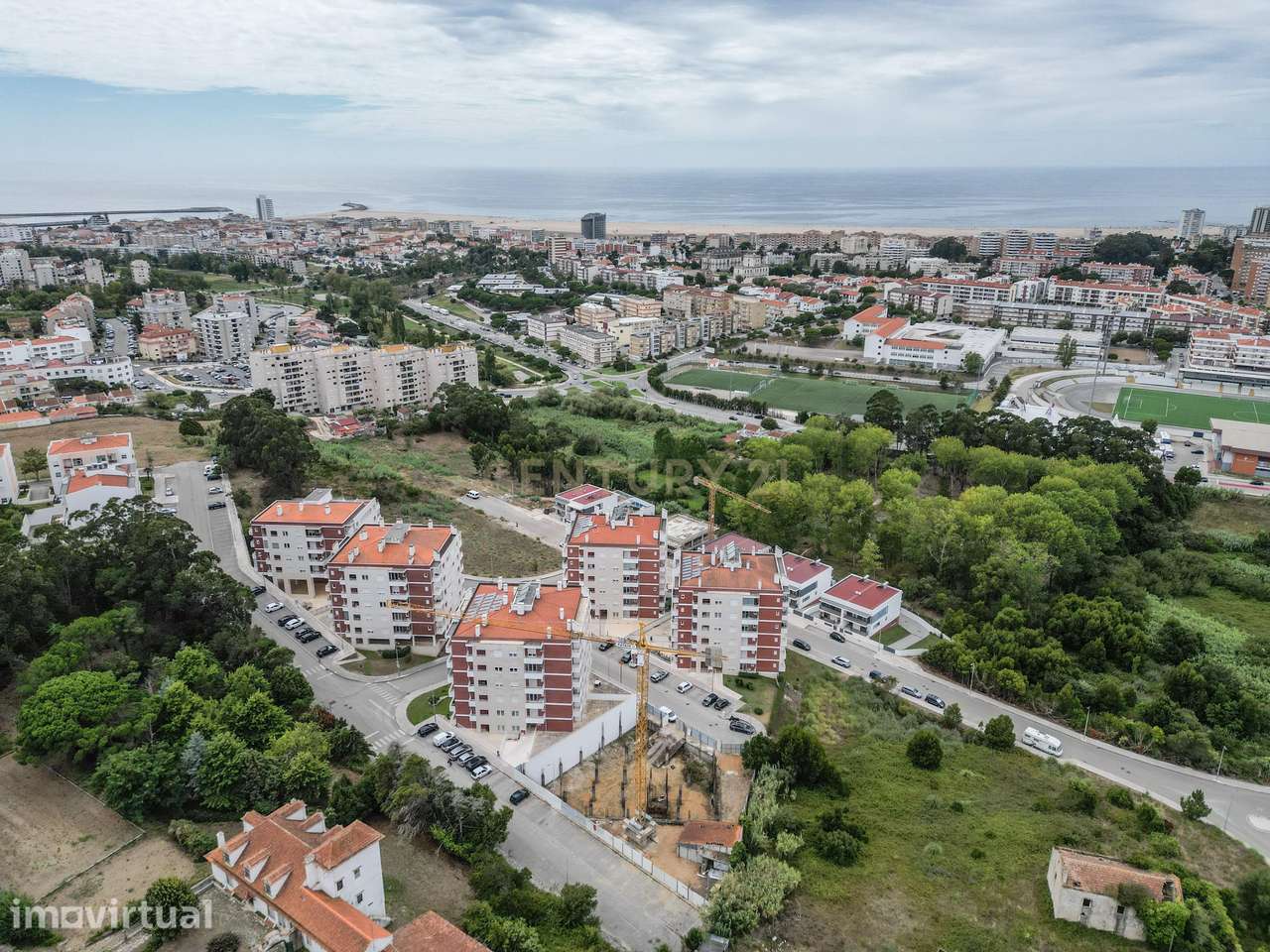 Apartamento T3 no último andar com varandas com Churrasqueira - Grande imagem: 3/22