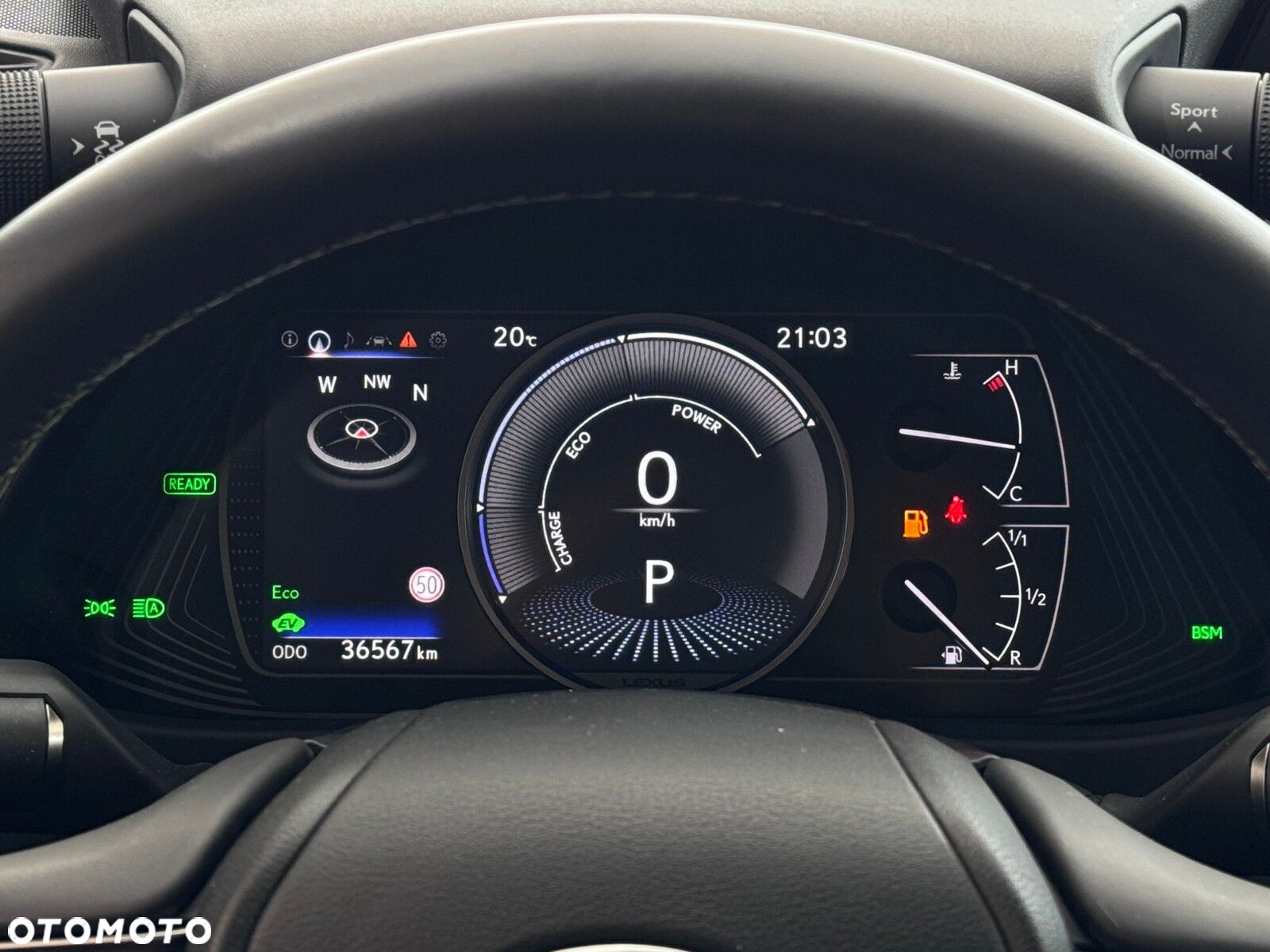 Lexus UX - 16