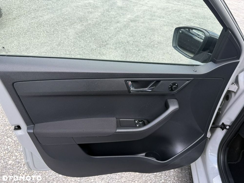 Skoda Fabia - 16