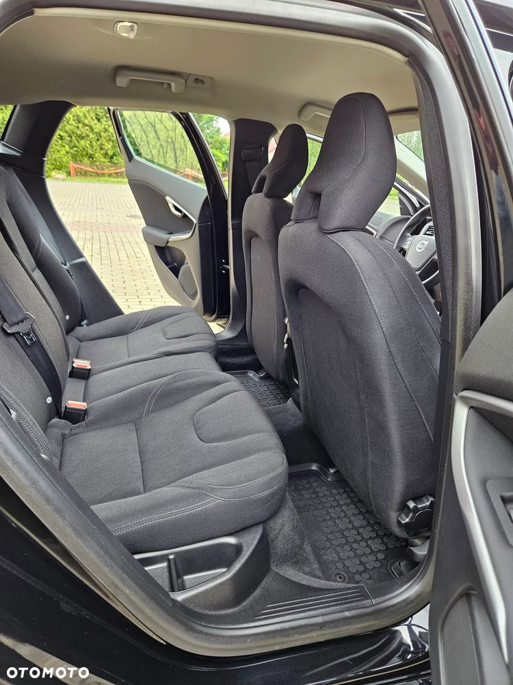 Volvo V40 T4 Kinetic - 28