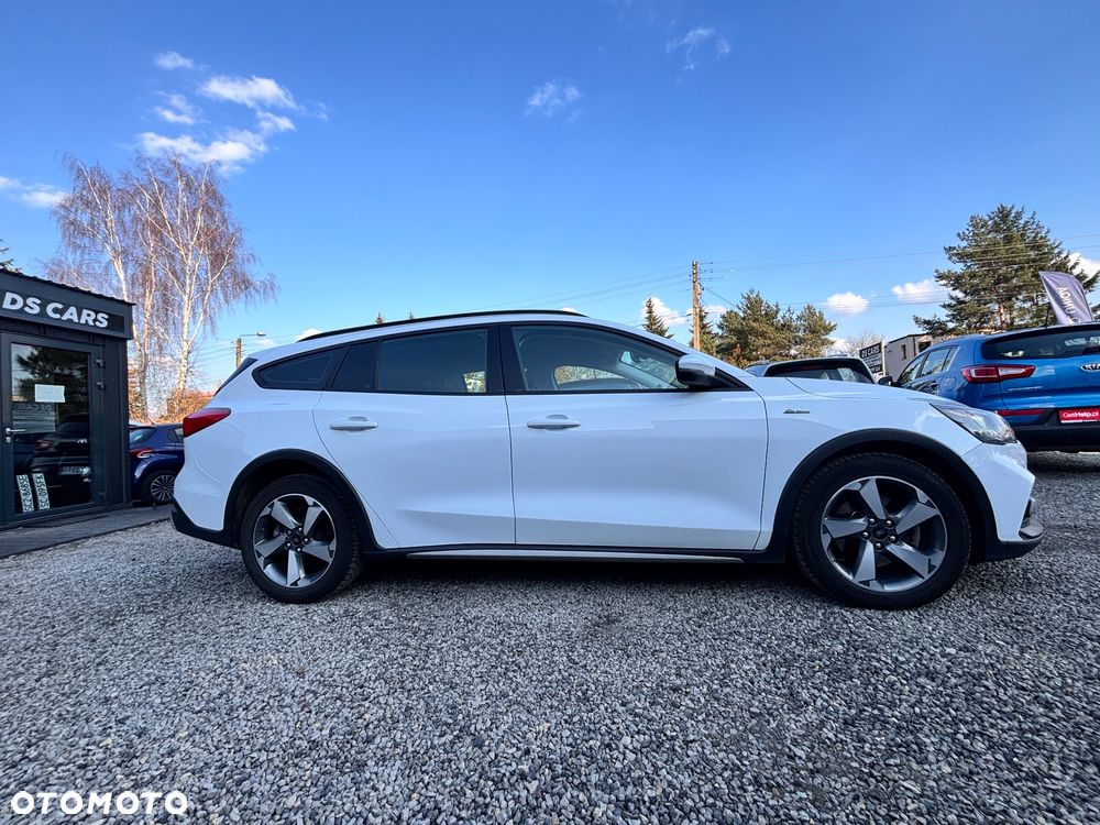 Ford Focus SW 2.0 EcoBlue S&S ACTIVE - 11