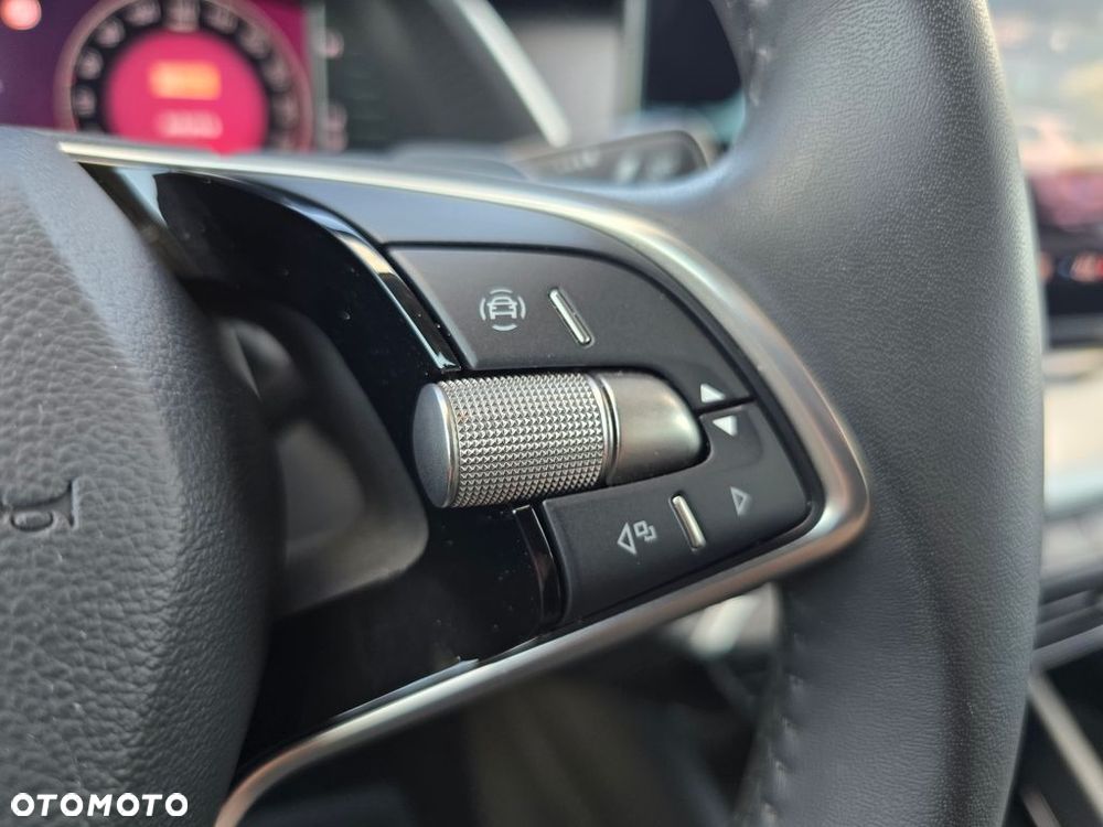 Skoda Octavia 1.5 TSI mHEV Selection DSG - 30