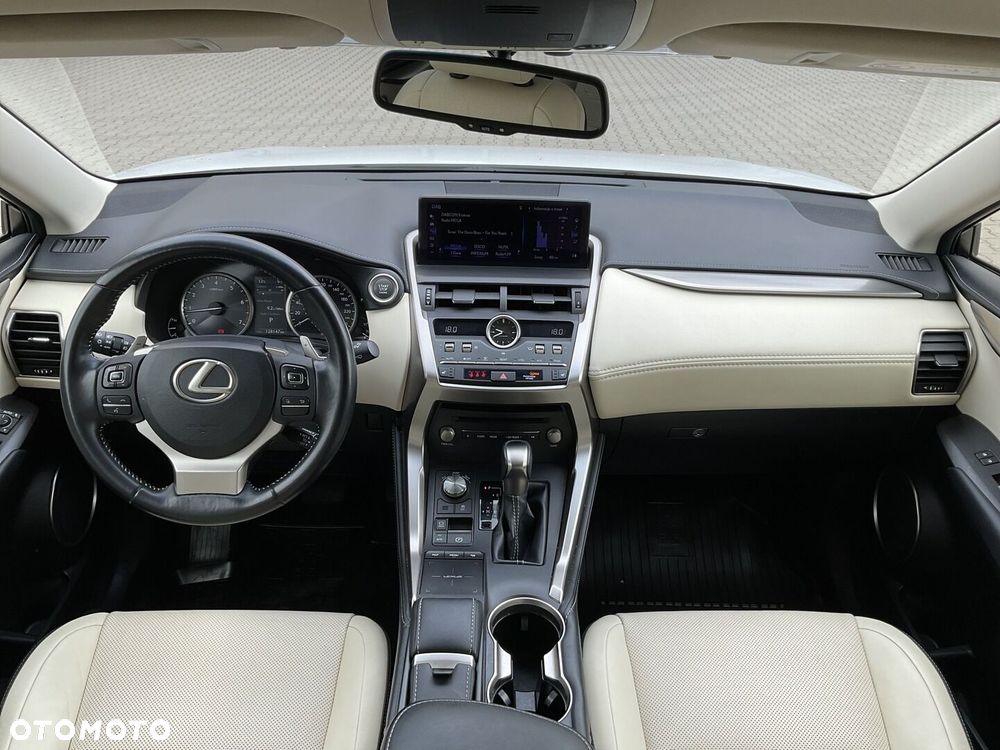 Lexus NX 300 Prestige AWD - 9