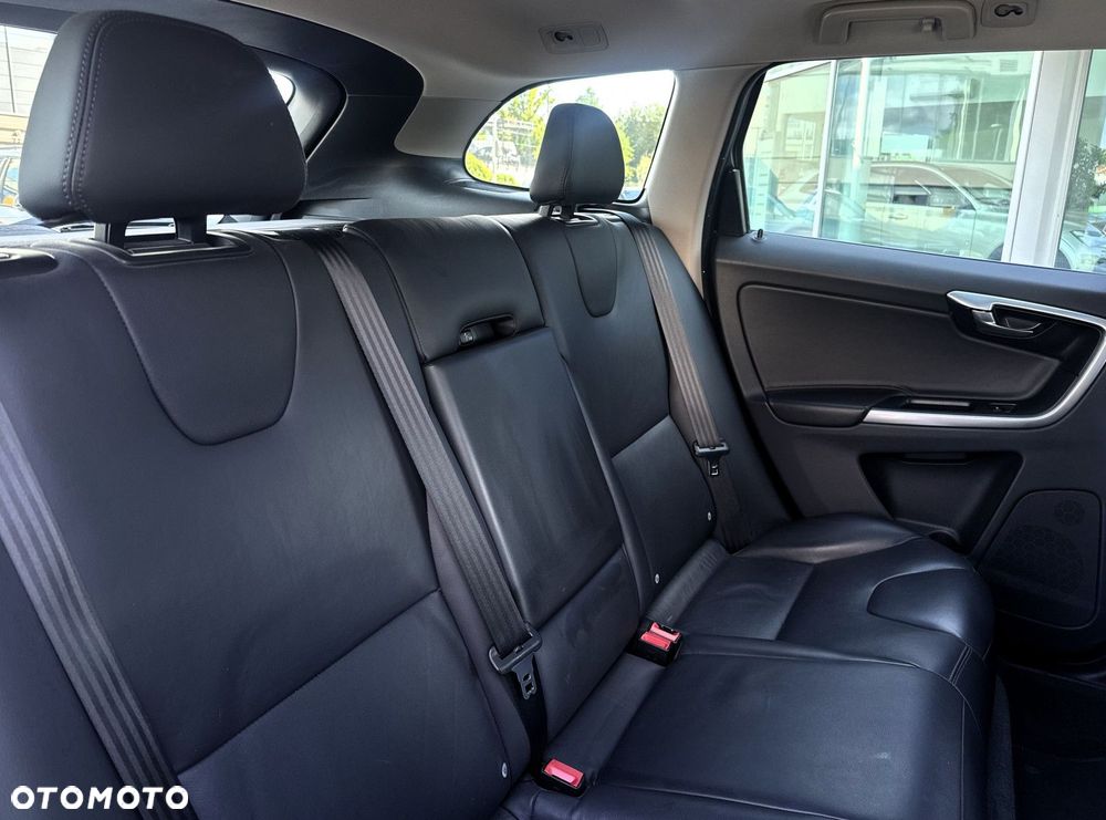Volvo XC 60 - 26