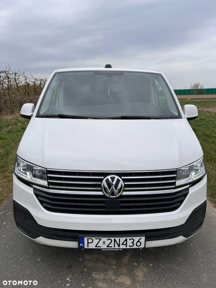 Volkswagen Caravelle - 2