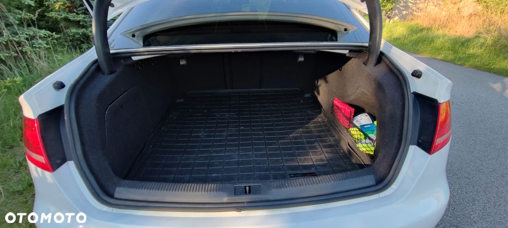 Audi S4 Avant S tronic - 13