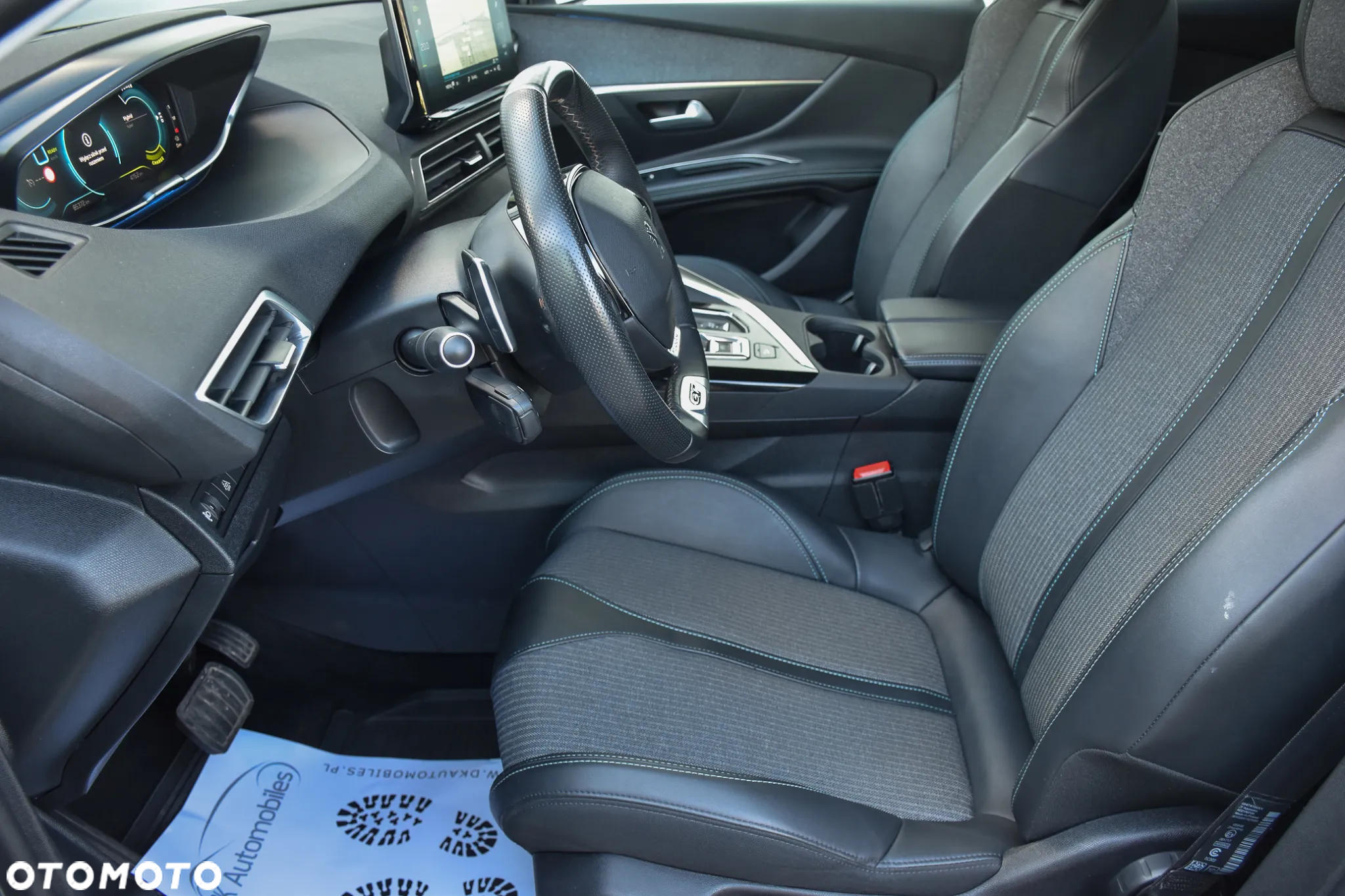 Peugeot 3008 1.6 PureTech Hybrid4 PHEV GT Pack S&S EAT8 - 21