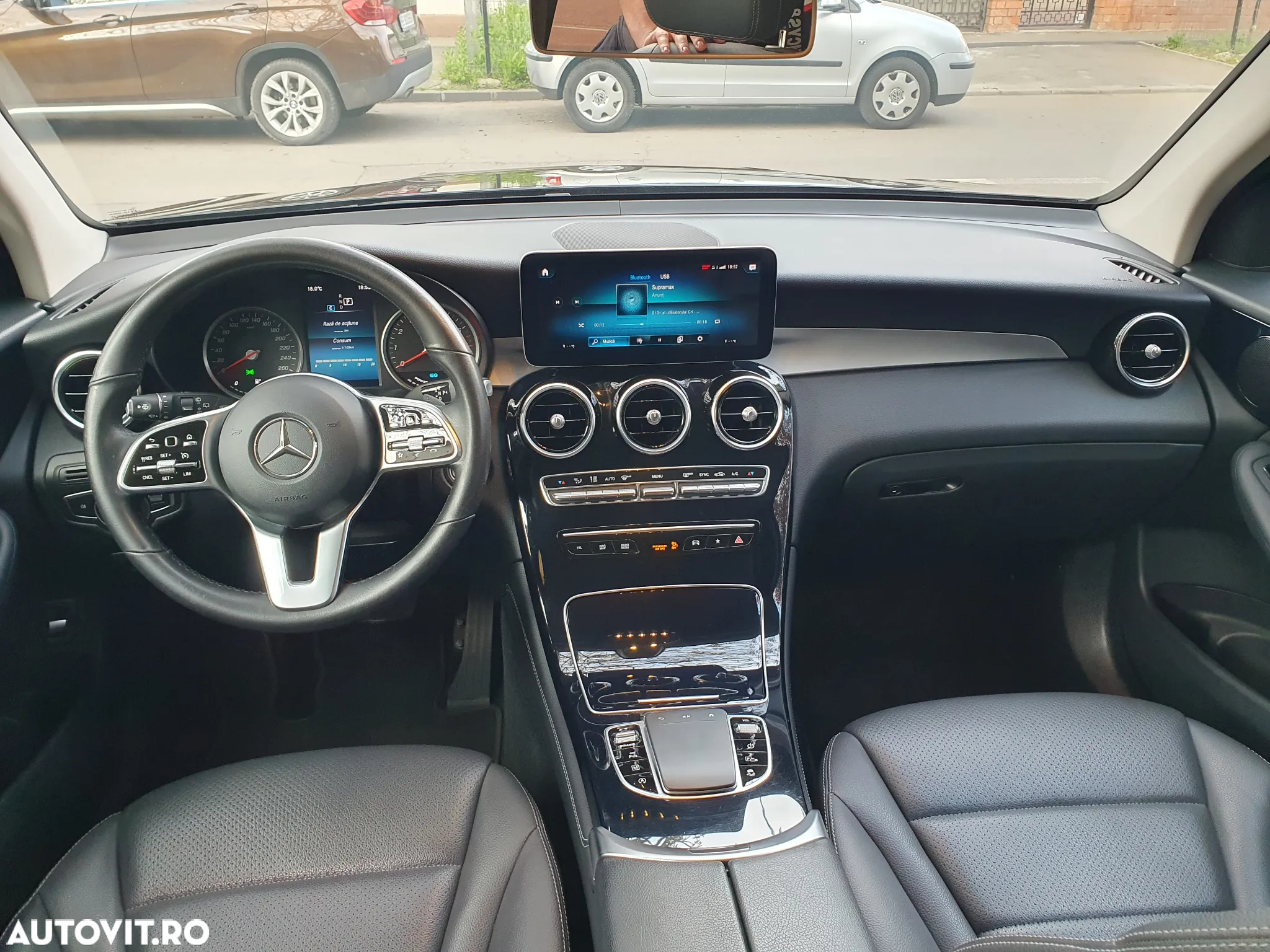 Mercedes-Benz GLC - 7