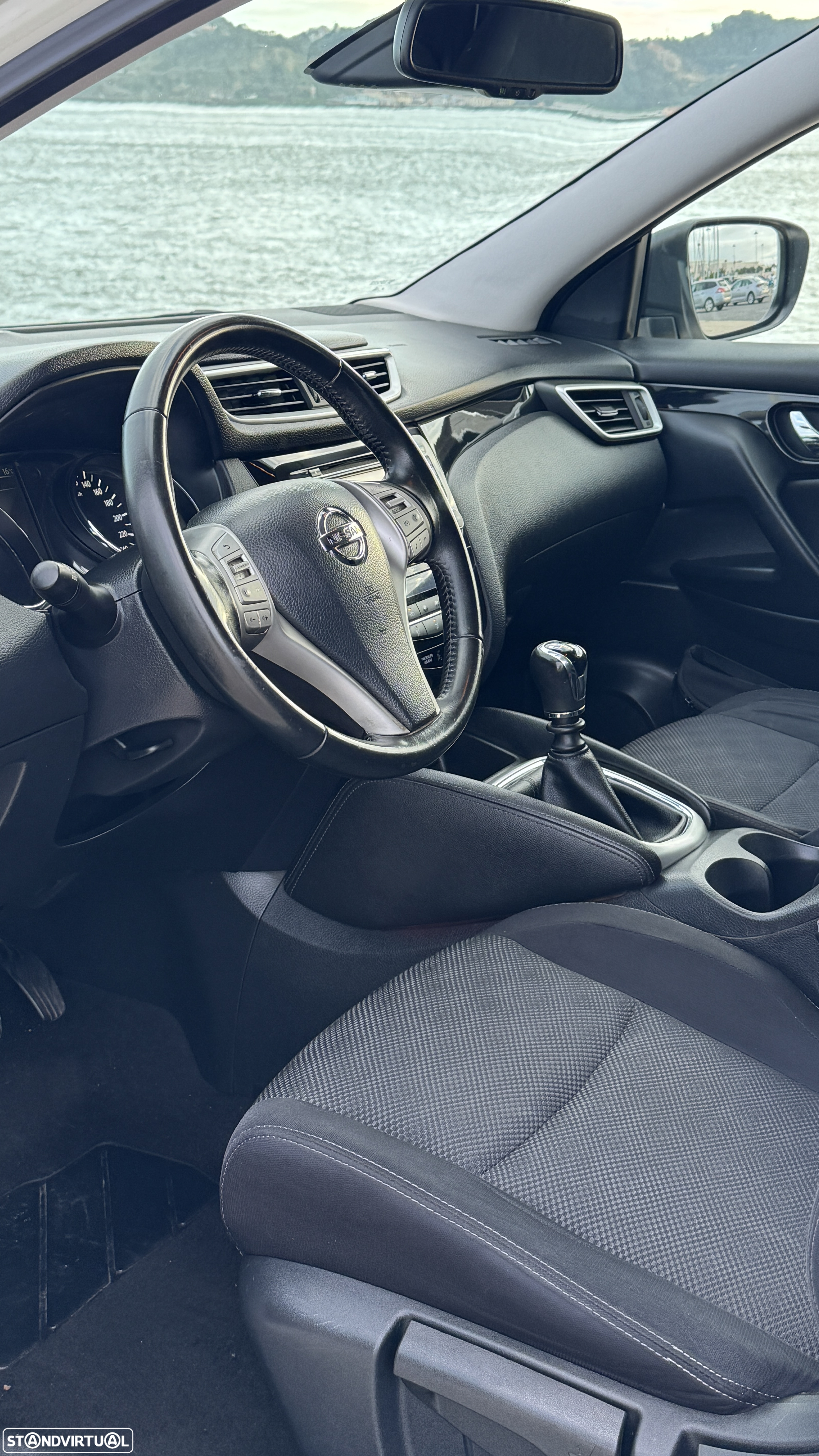 Nissan Qashqai 1.5 dCi N-Connecta 18 RS - 12