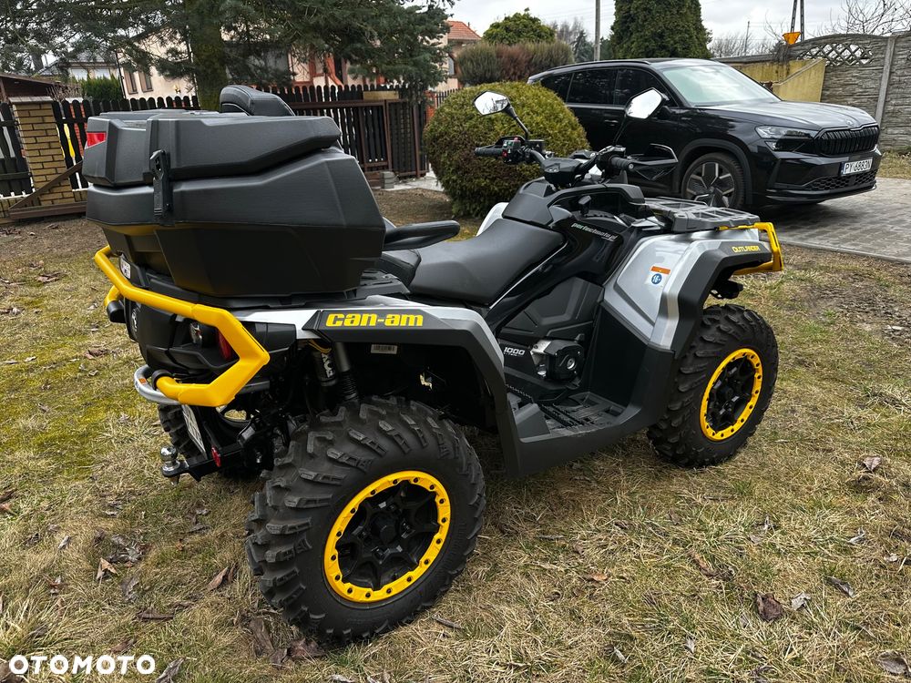 Can-Am Outlander Max - 4