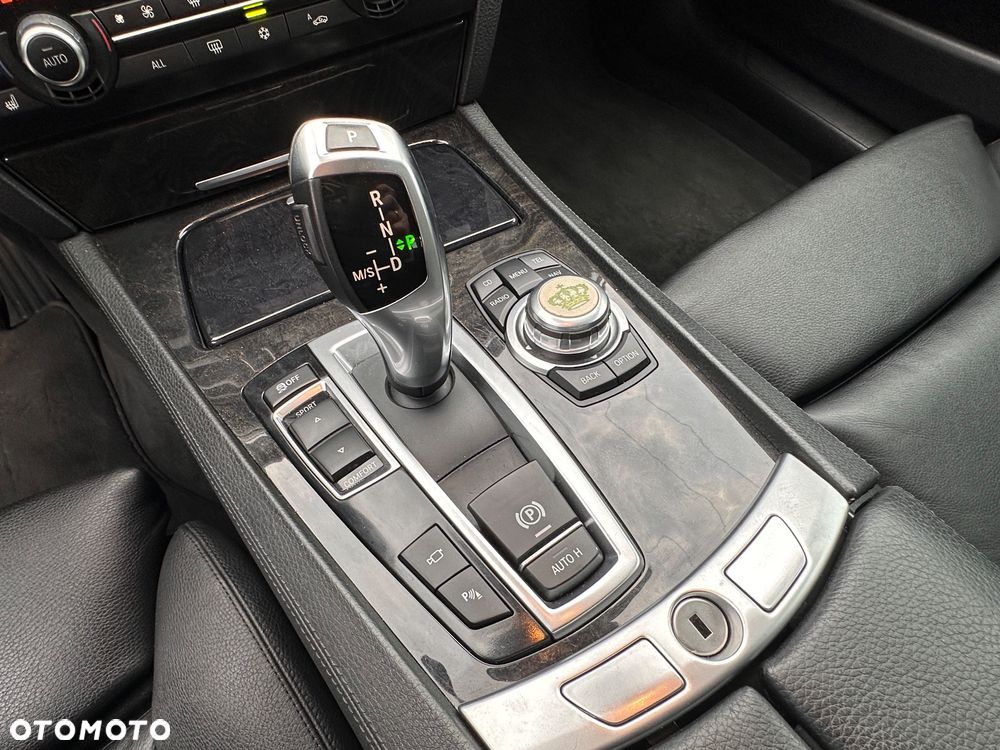 BMW Seria 7 730d - 27