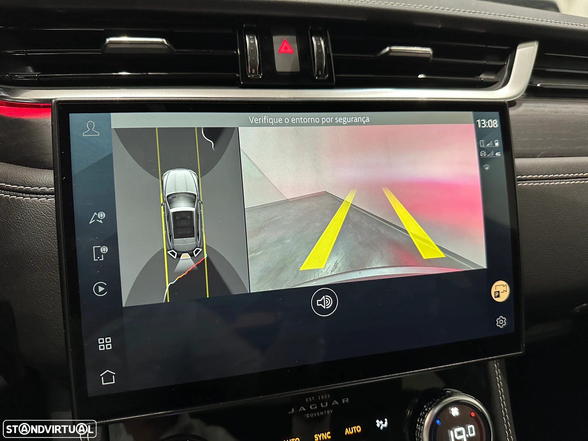 Jaguar F-Pace 2.0 P400e AWD R-Dynamic S - 16