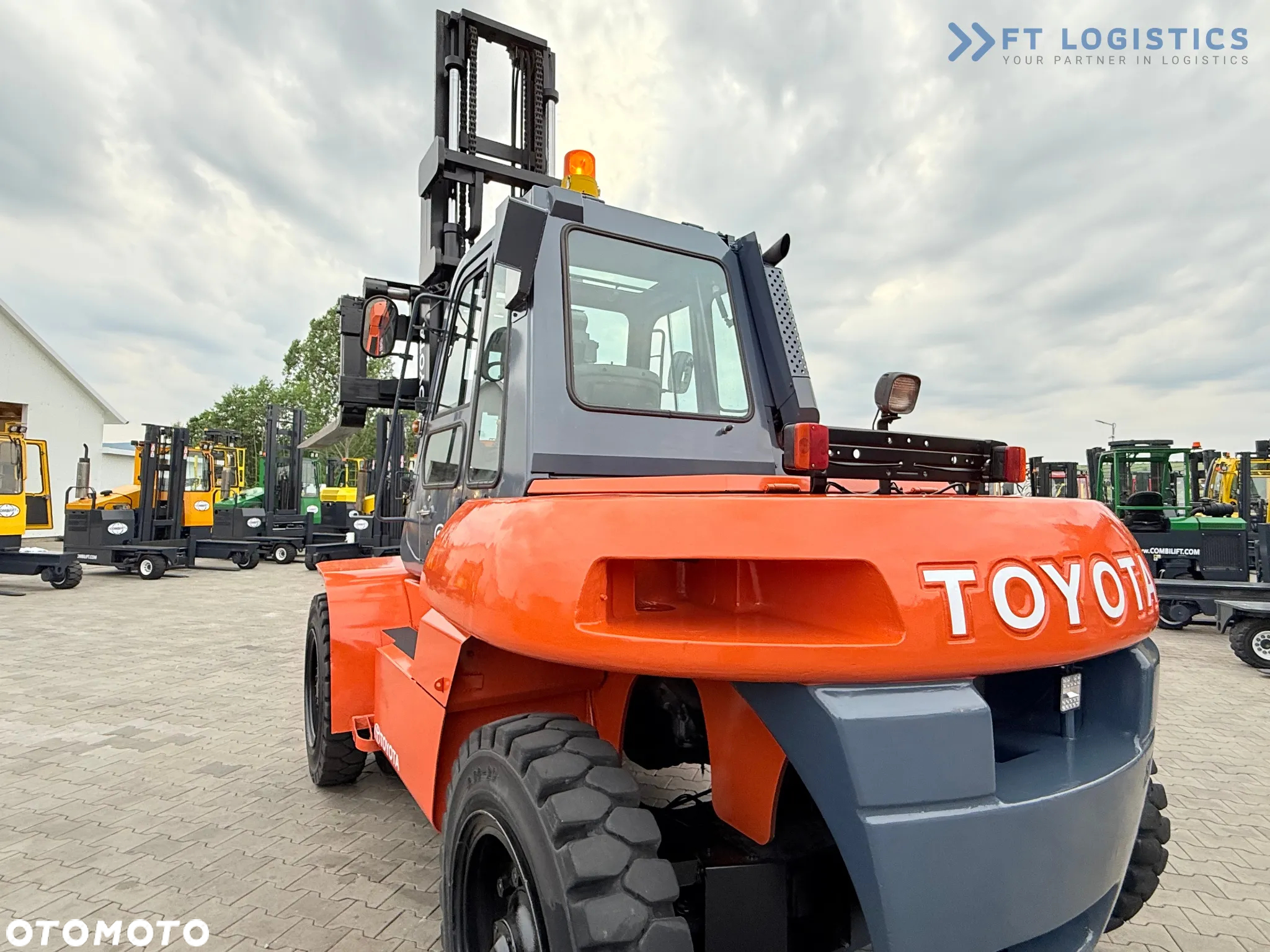Toyota 60-5FD80 / DIESEL / DUPLEX - 4500MM / NOWE OPONY / KABINA OGRZEWANA / 8 TON / UDT / STAN IDEALNY - 28
