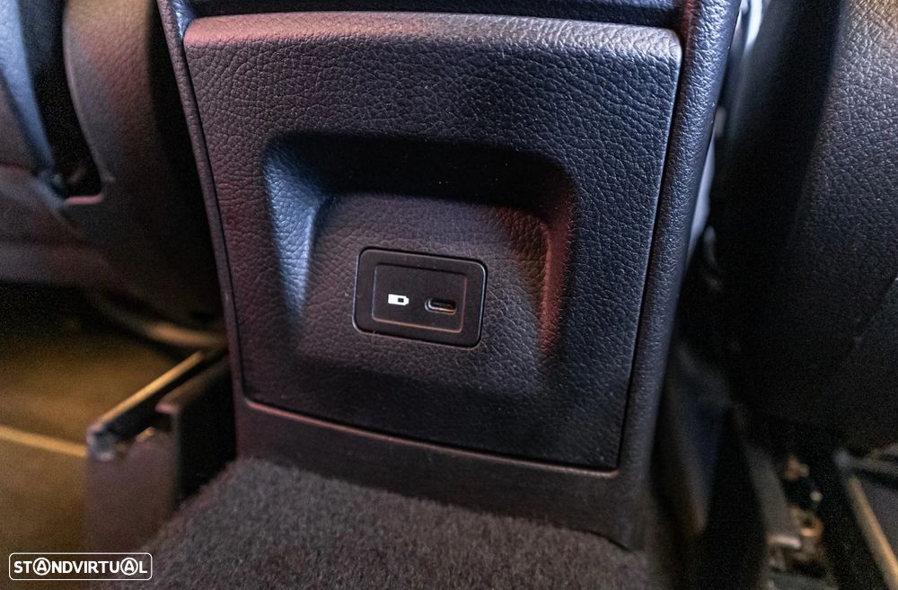 Mercedes-Benz GLA 220 d AMG Line - 27