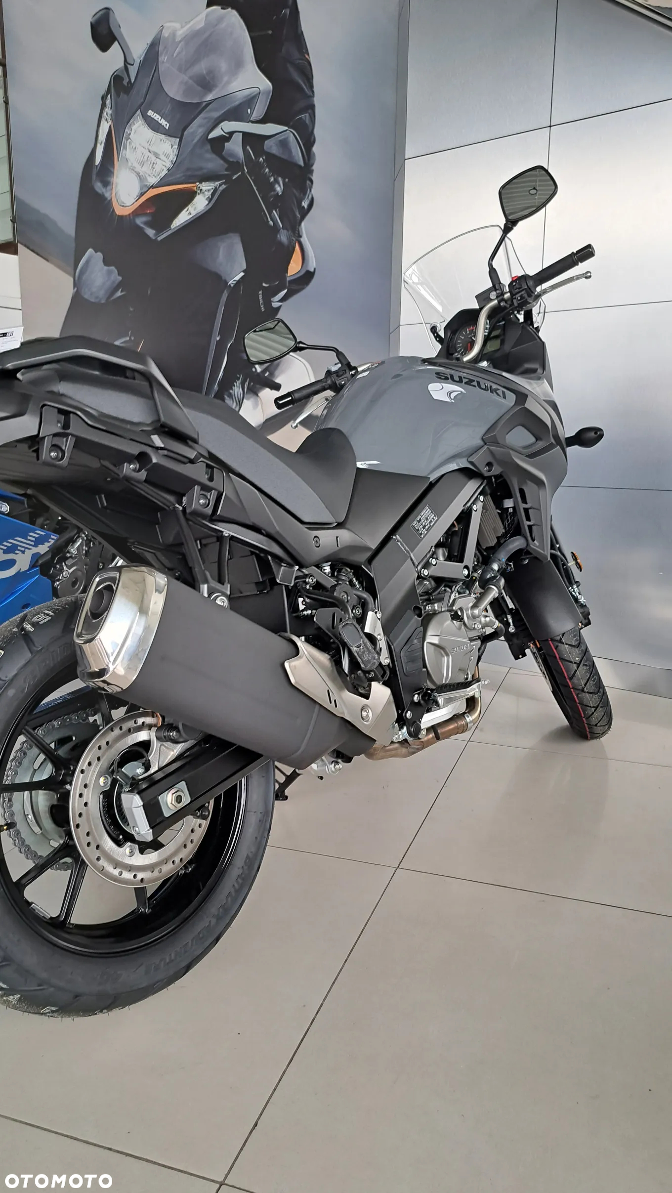 Suzuki DL - 8