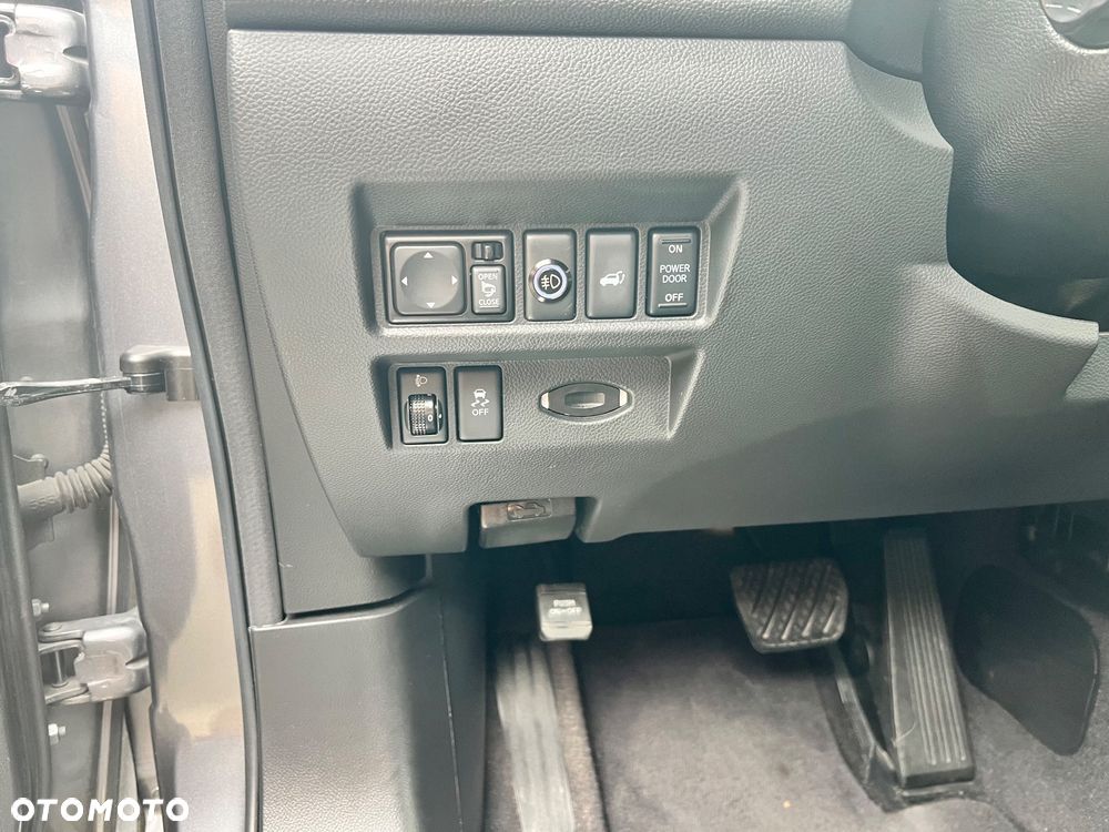 Infiniti QX70 3.7 AWD GT Premium - 10