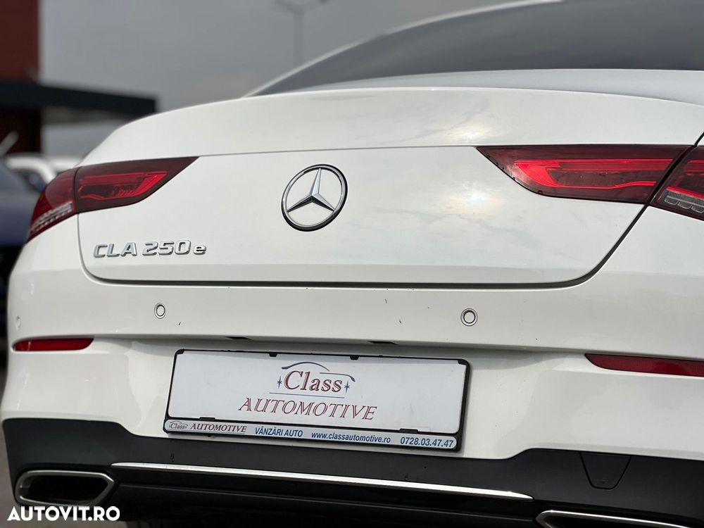 Mercedes-Benz CLA - 9