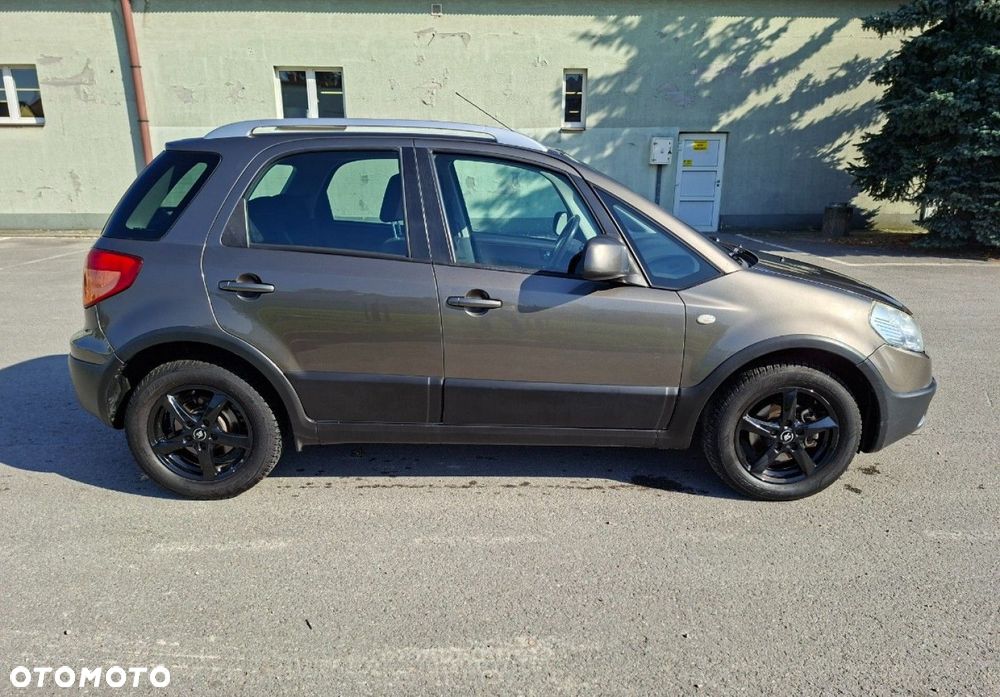 Fiat Sedici - 13