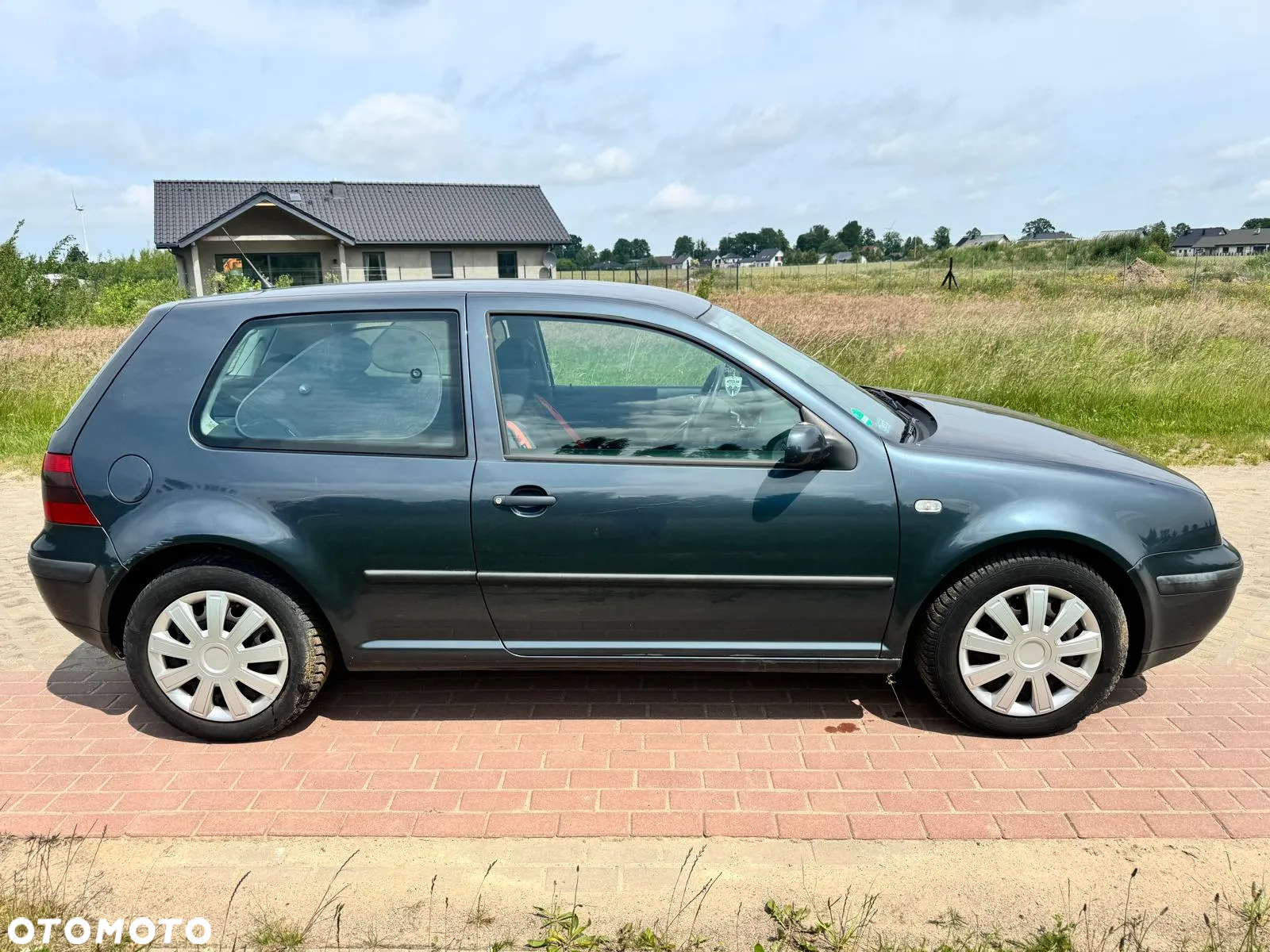 Volkswagen Golf - 6