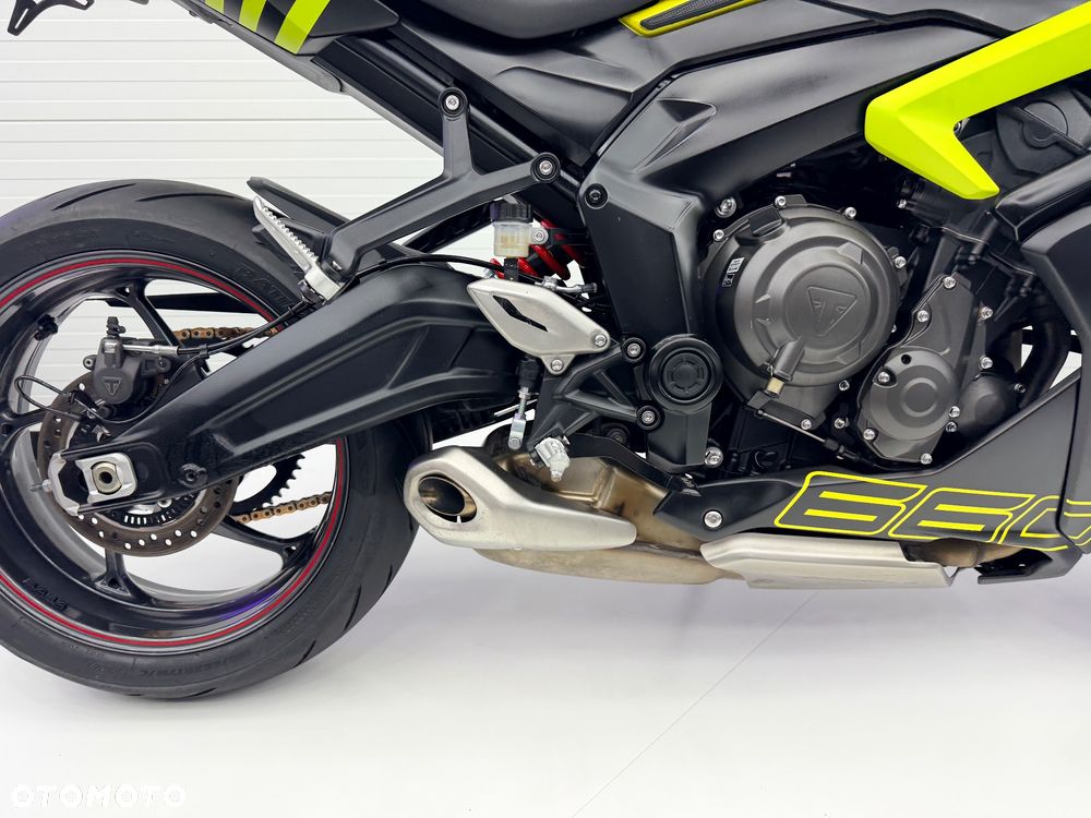 Triumph Daytona - 24