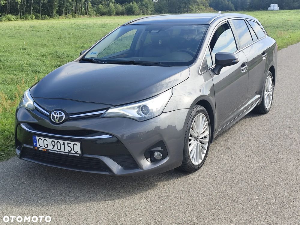 Toyota Avensis 2.0 D-4D Prestige - 4