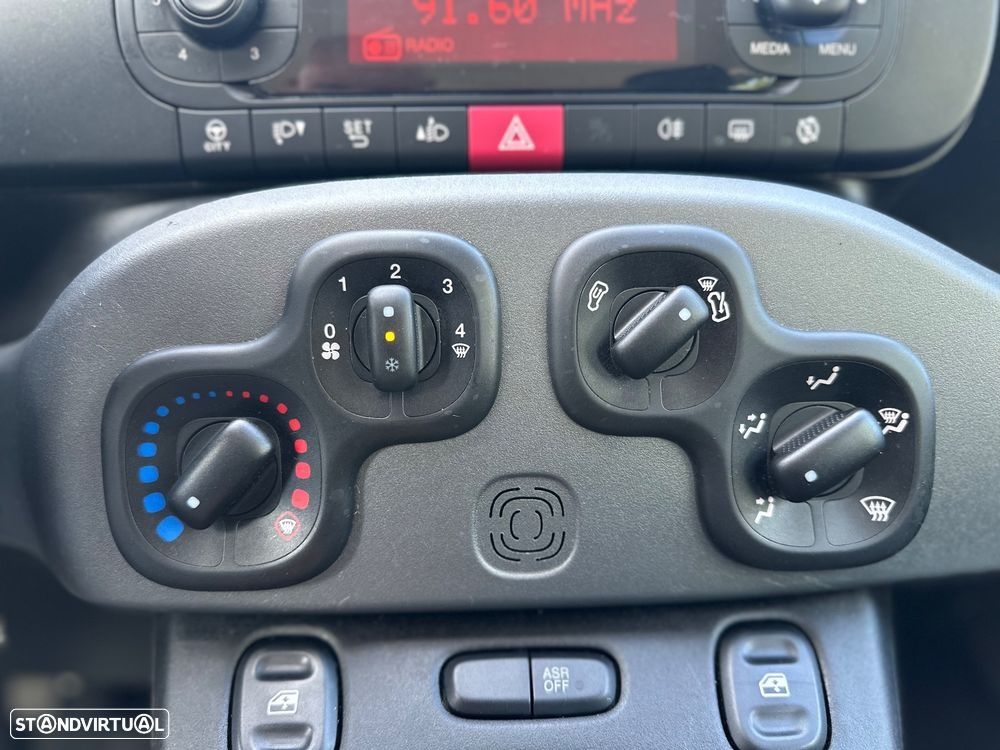 Fiat Panda 1.0 Hybrid City - 37