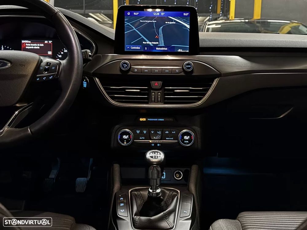 Ford Focus SW 1.5 TDCi EcoBlue Titanium - 19