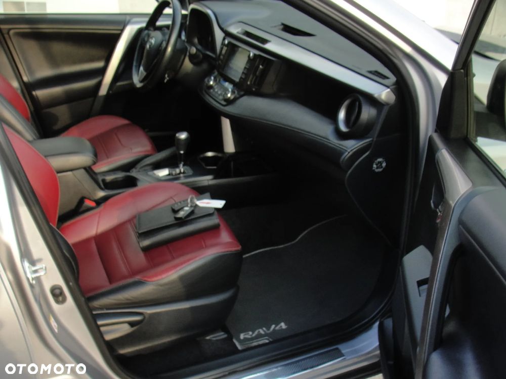 Toyota RAV4 Hybrid Selection 4x4 - 7