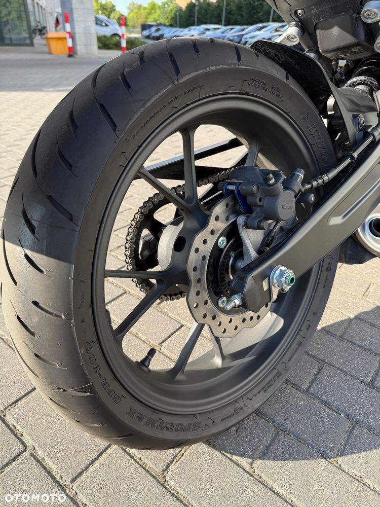 Honda CB - 3