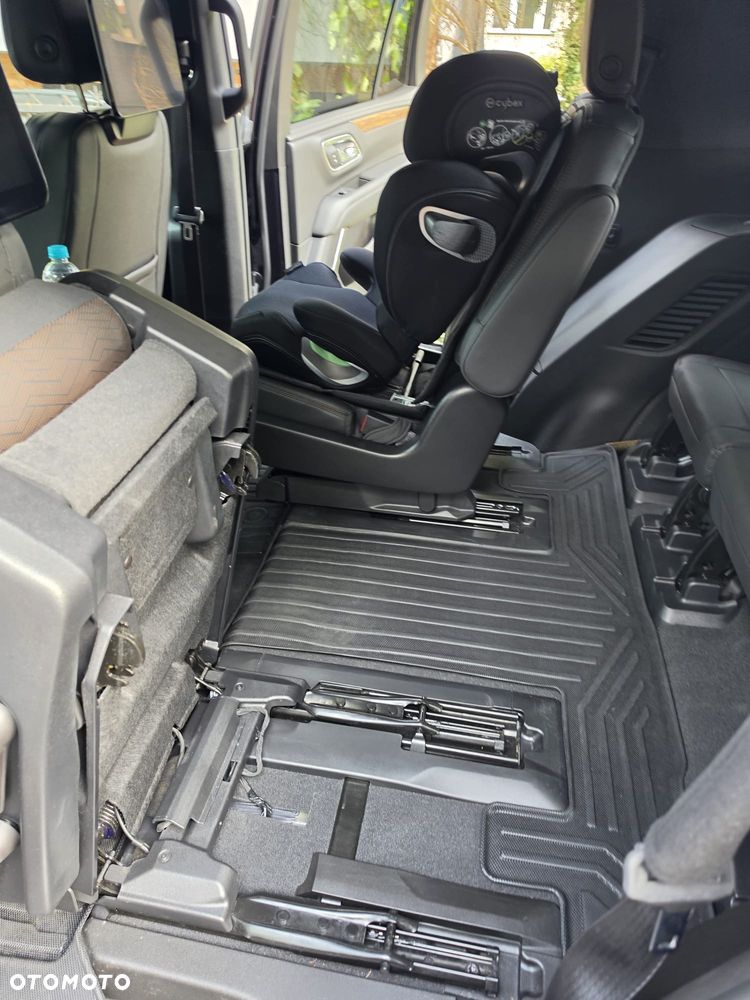 Chevrolet Tahoe - 19