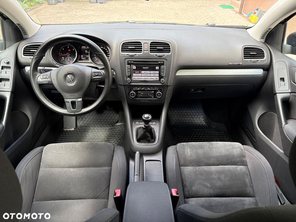Volkswagen Golf 1.6 TDI Highline - 16