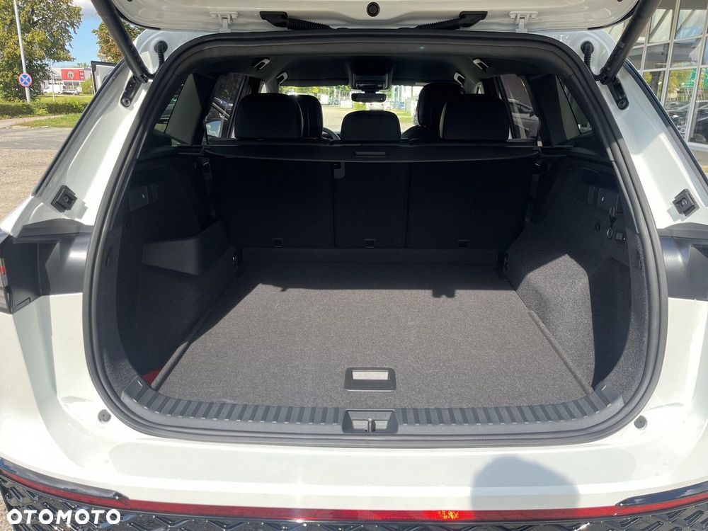 Volkswagen Tayron 2.0 TDI SCR 4Mot R-Line Plus DSG - 17