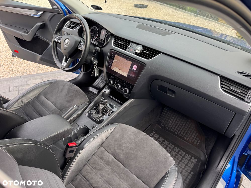 Skoda Octavia Combi 1.8 TSI 4x4 DSG Scout - 28