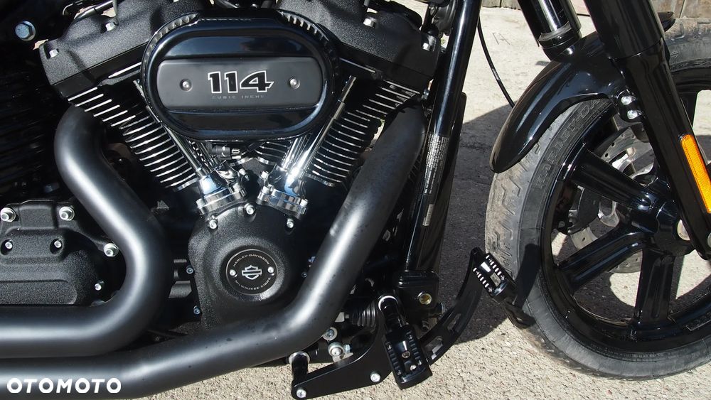 Harley-Davidson Softail Street Bob - 10