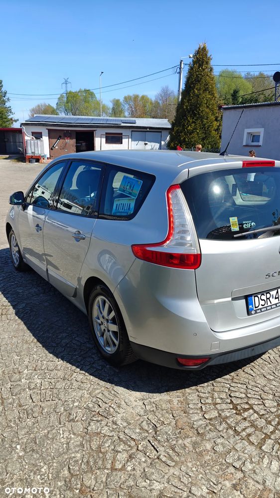 Renault Grand Scenic 2.0 16V 140 CVT Luxe - 6