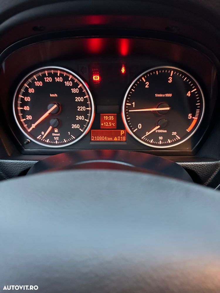 BMW Seria 3 320d xDrive Aut. Edition Exclusive - 8