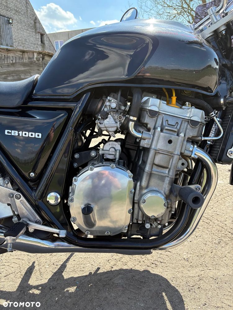 Honda CB - 8