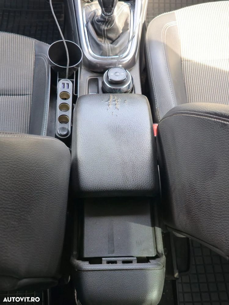 Opel Astra 1.4 Turbo ECOTEC Cosmo - 19