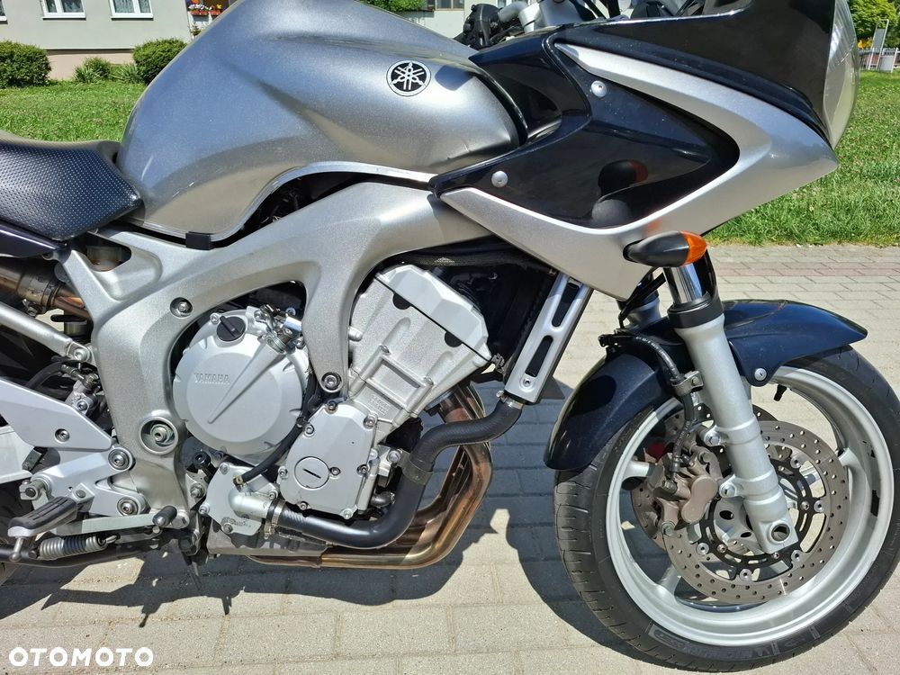 Yamaha FZ6 - 25