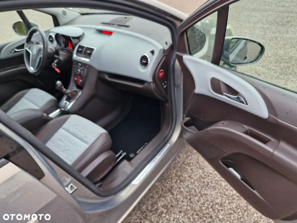 Volkswagen Golf 1.6 Edition - 26