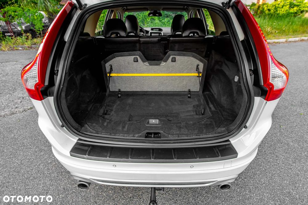 Volvo XC 60 D5 AWD RDesign - 34