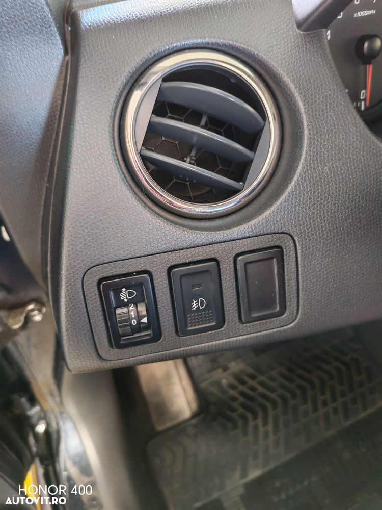 Suzuki Swift 1.3 GLX - 8