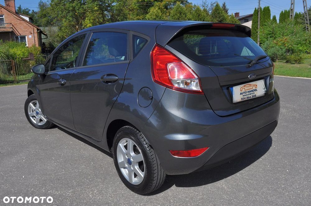 Ford Fiesta 1.25 Ambiente EU5 - 16