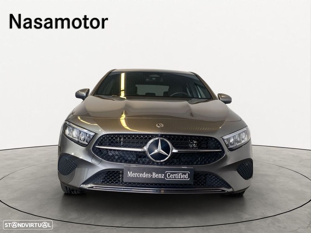 Mercedes-Benz A 250 e Progressive - 8