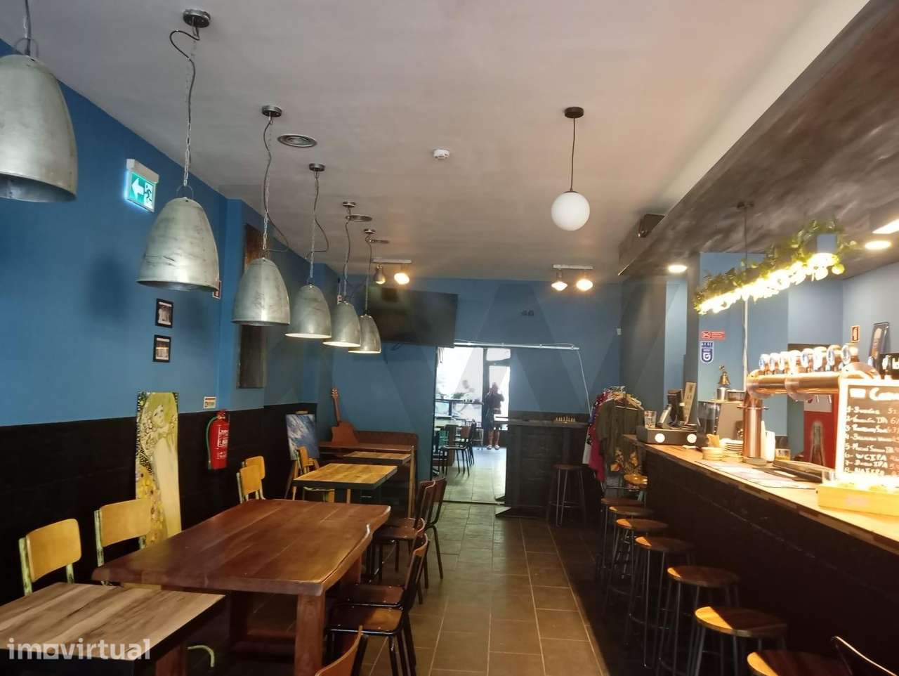Craft Bar em Funcionamento | Costa da Caparica - Grande imagem: 4/13