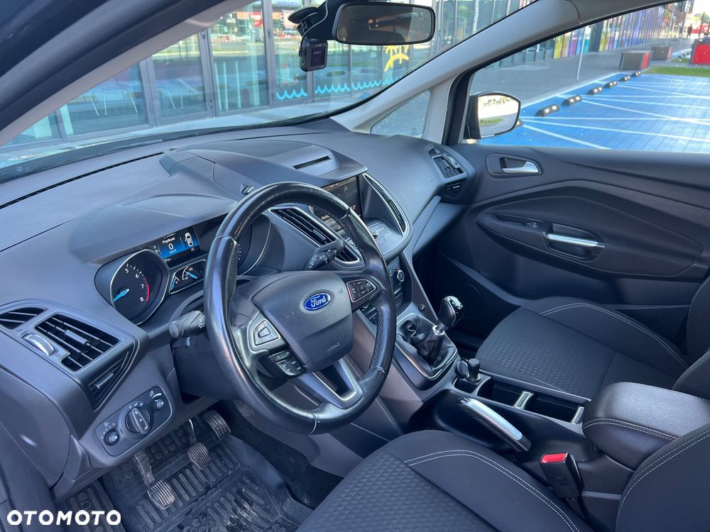 Ford C-MAX - 12