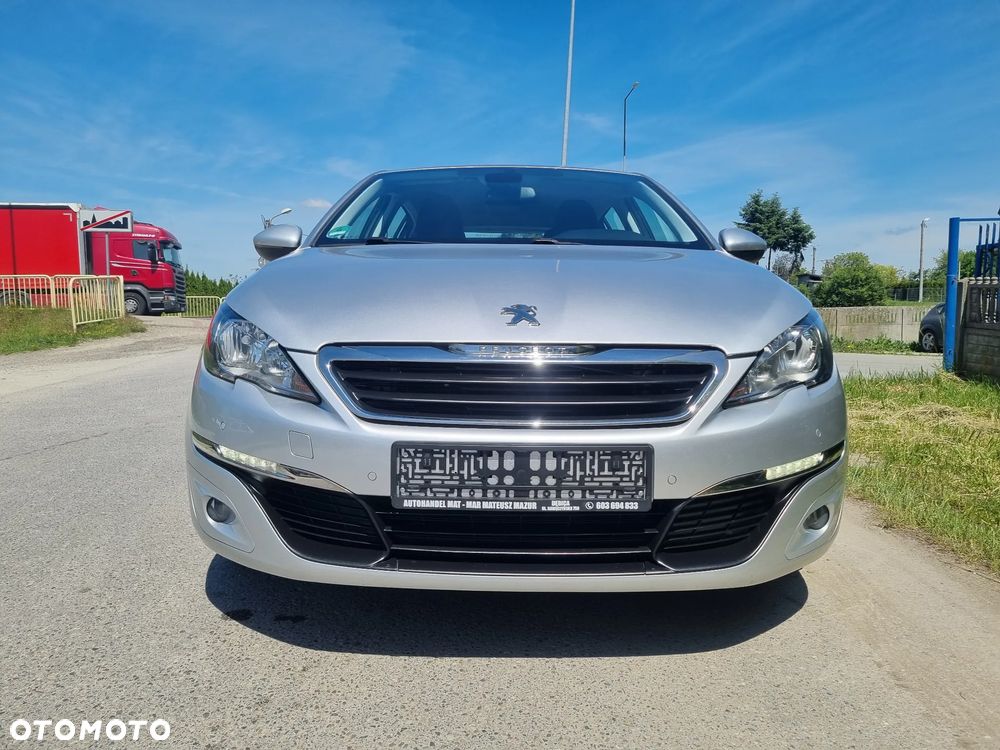 Peugeot 308 125 THP Active - 8