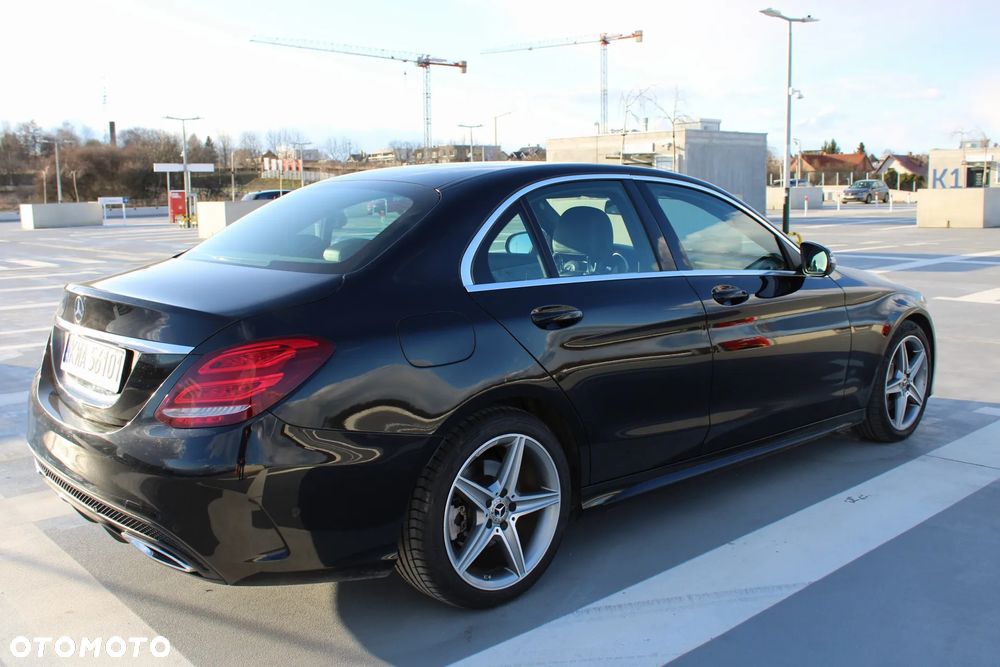Mercedes-Benz Klasa C 200 d 7G-TRONIC AMG Line - 2